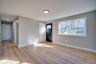 24 Jardine St, Springfield, MA 01107 - photo 5
