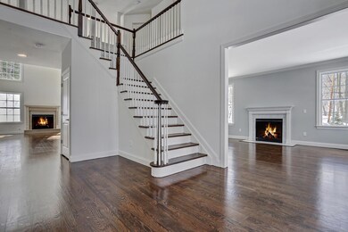 ENTRY FOYER