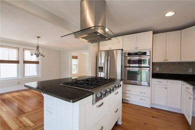 11 Harrison Ave, Newport, RI 02840 - photo 2