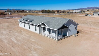 25970 N Riesling Ln, Paulden, AZ 86334 - photo 4