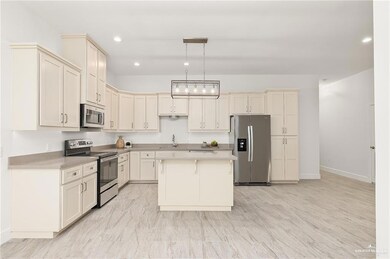 2912 Allen Dr, Edinburg, TX 78539 - photo 4