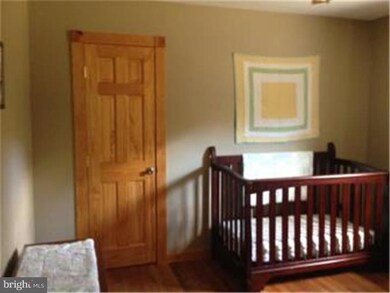 1239 Benn Ln, Warminster, PA 18974 - photo 6