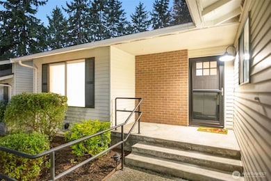 24827 9th Place S, Des Moines, WA 98198 - photo 2