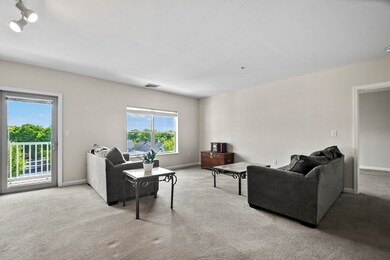 248 Main St unit 405, Hudson, MA 01749 - photo 3