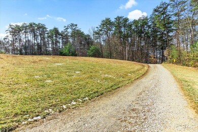 6334 Hansley Rd, Sugar Grove, OH 43155 - photo 2