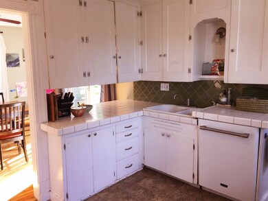 17 Roberts St, Montpelier, VT 05602 - photo 4