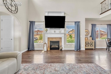 Large windows, beautiful 10-ft 6-panel doors, this house is built well!