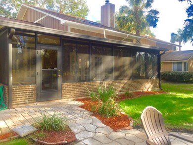 Lazy Eight Exterior Enclosed Porch
