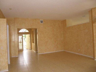 12618 Maypan Dr, Boca Raton, FL 33428 - photo 4