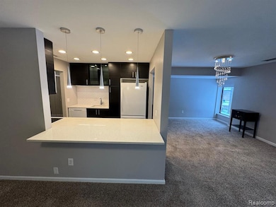 18453 University Park Dr, Livonia, MI 48152 - photo 7