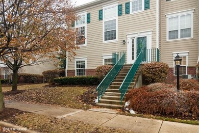 2426 Courtyard Cir unit 6, Aurora, IL 60506 - photo 2