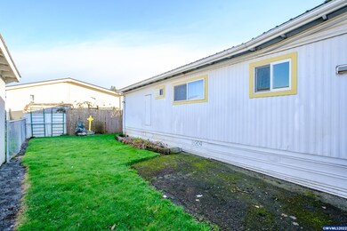 1732 Pine #20 St NE unit 20, Silverton, OR 97381 - photo 5