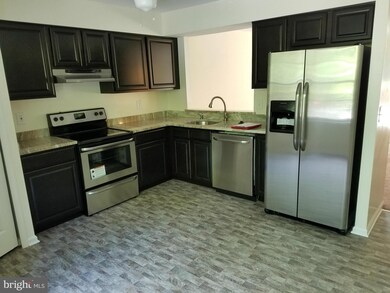 7311 Eden Brook Dr, Columbia, MD 21046 - photo 4