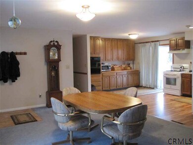 18 Louis Ave, Albany, NY 12204 - photo 4