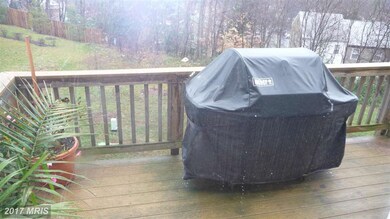 3036 Chinkapin Oak Ln, Woodbridge, VA 22191 - photo 2