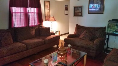 Living room Unit 805