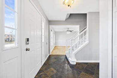 1525 Placer Ct, Naperville, IL 60565 - photo 4