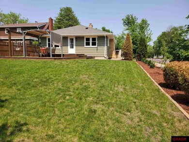 1026 S Broadway St, New Ulm, MN 56073 - photo 2