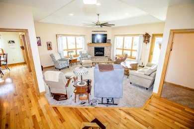 606 W View Dr, Readlyn, IA 50668 - photo 5