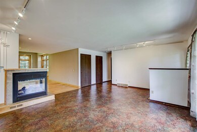 2689 McGaw Rd, Fitchburg, WI 53711 - photo 6