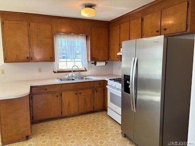 461 Pearson Hill Rd, Roanoke Rapids, NC 27870 - photo 2