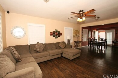952 W Laurel St, Compton, CA 90220 - photo 4