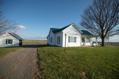 1507 Burgin Rd, Harrodsburg, KY 40330 - photo 2