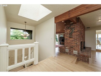 6827 Apollo Rd, West Linn, OR 97068 - photo 2