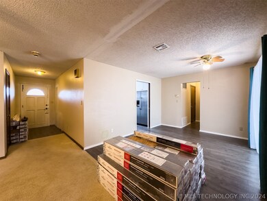 1600 Red Bud Ln, McAlester, OK 74501 - photo 5