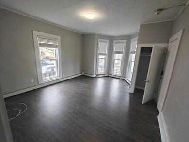 27 Vine St unit 5, Haverhill, MA 01830 - photo 2