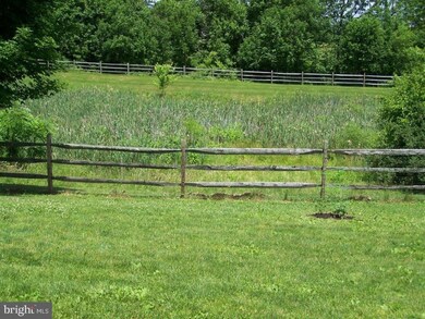 30 Greenleaf Cir, Perkasie, PA 18944 - photo 5