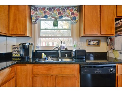 10 Mcgregor St, Essex Junction, VT 05452 - photo 7