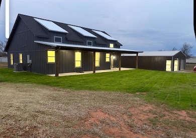 7395 Tall Oaks Ln, Guthrie, OK 73044 - photo 2