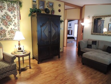 985 Walnut Dr, Logan, OH 43138 - photo 4