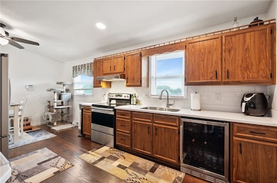 1706 Foote St, Conway, PA 15027 - photo 3