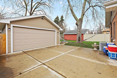 1442 Suffolk Ave, Westchester, IL 60154 - photo 3