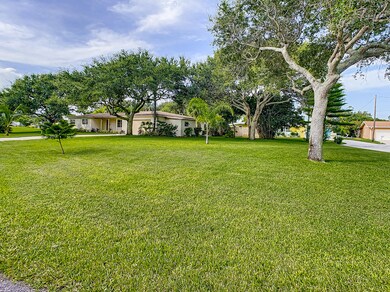 1680 Bayshore Drive-11