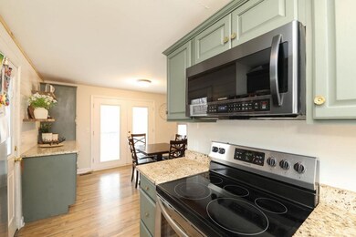 198 Forest Springs Dr, Stuarts Draft, VA 24477 - photo 6