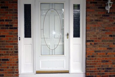 856 Old Farm Rd, Columbus, OH 43213 - photo 2