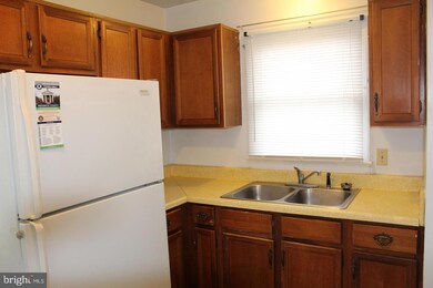 912 E Cork St, Winchester, VA 22601 - photo 4