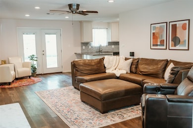 2816 Encino Ave, Bay City, TX 77414 - photo 3