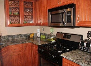 Remodeled Kitchen w/granite countertops, and beaut