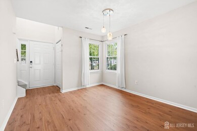 121 Fulton Ct unit 21A, New Brunswick, NJ 08901 - photo 2