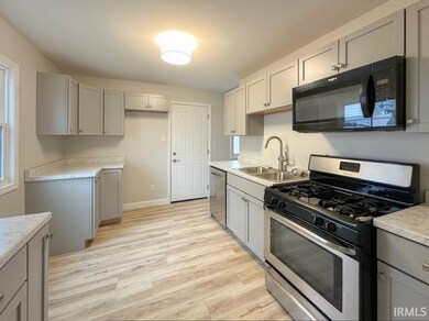 2001 W Vaile Ave, Kokomo, IN 46901 - photo 4