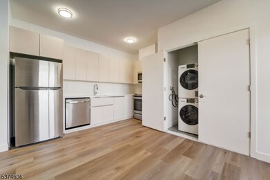 48 Chadwick St unit 203, Paterson, NJ 07503 - photo 2