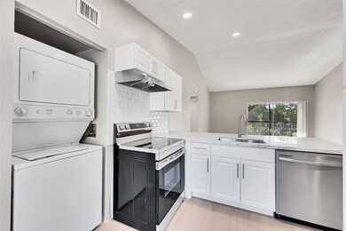 719 Gardens Dr unit 201, Pompano Beach, FL 33069 - photo 6