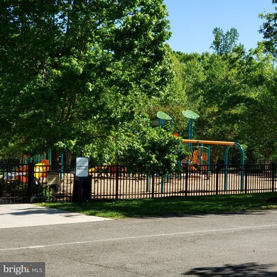 17198 Begonia Dr, Ruther Glen, VA 22546 - photo 2