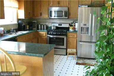 6414 Windsor Dr, King George, VA 22485 - photo 3