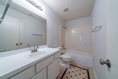 11143 Linden Gate Dr, Houston, TX 77075 - photo 6