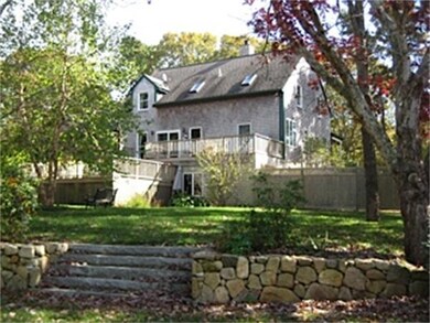 8 Tiffany Dr, Vineyard Haven, MA 02568 - photo 2